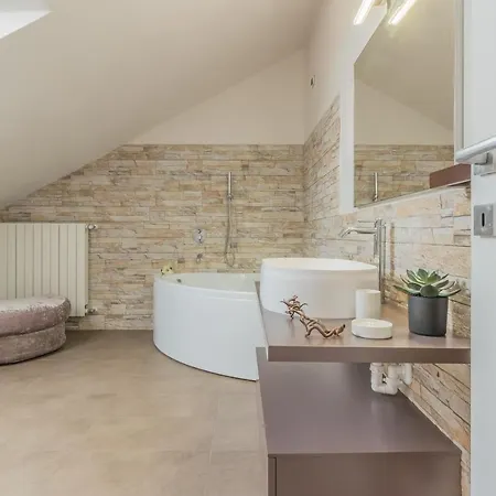 Casa Mimosa Semesterbostad Lierna
